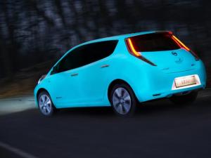  alt="Vous en avez rêvé, une voiture qui brille la nuit?"