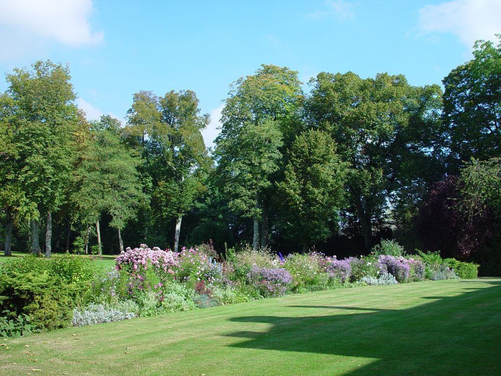 Parc du Château de « Lorière » La Rouge